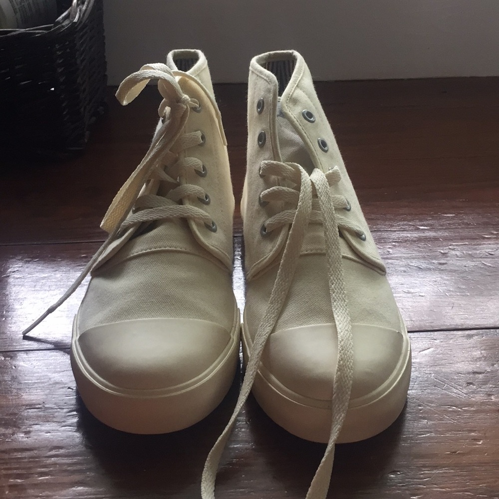 Off White Bangs